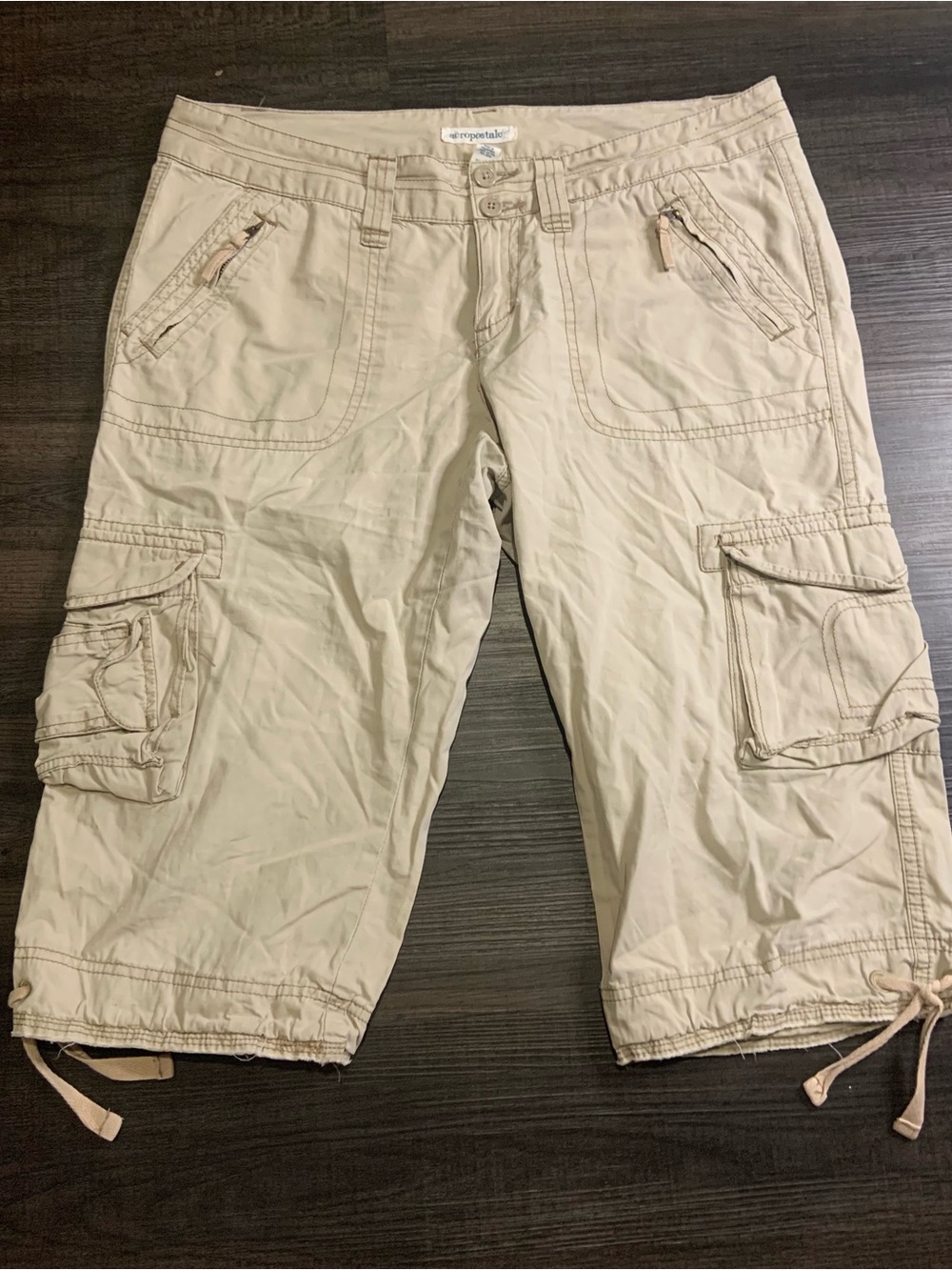 Aeropostale Beige/Tan Women's Casual Capris
